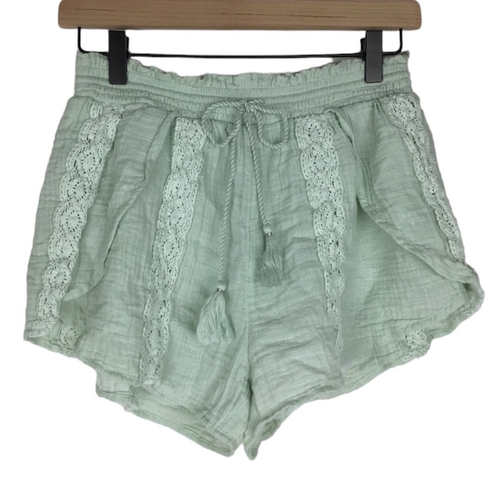 AMERICAN EAGLE Shorts Drawstring Elastic Waist Lace Boho Mint Green Size Small - Picture 1 of 9